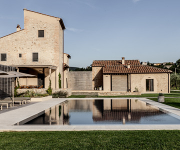 Modifica 3 360x300 - Elegant landejendom i Toscana